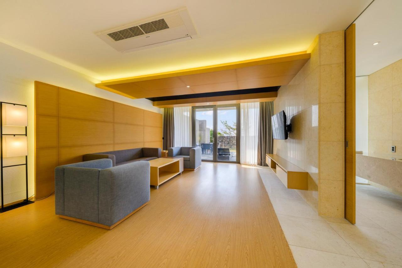 Stanford Hotel & Resort Jeju Esterno foto